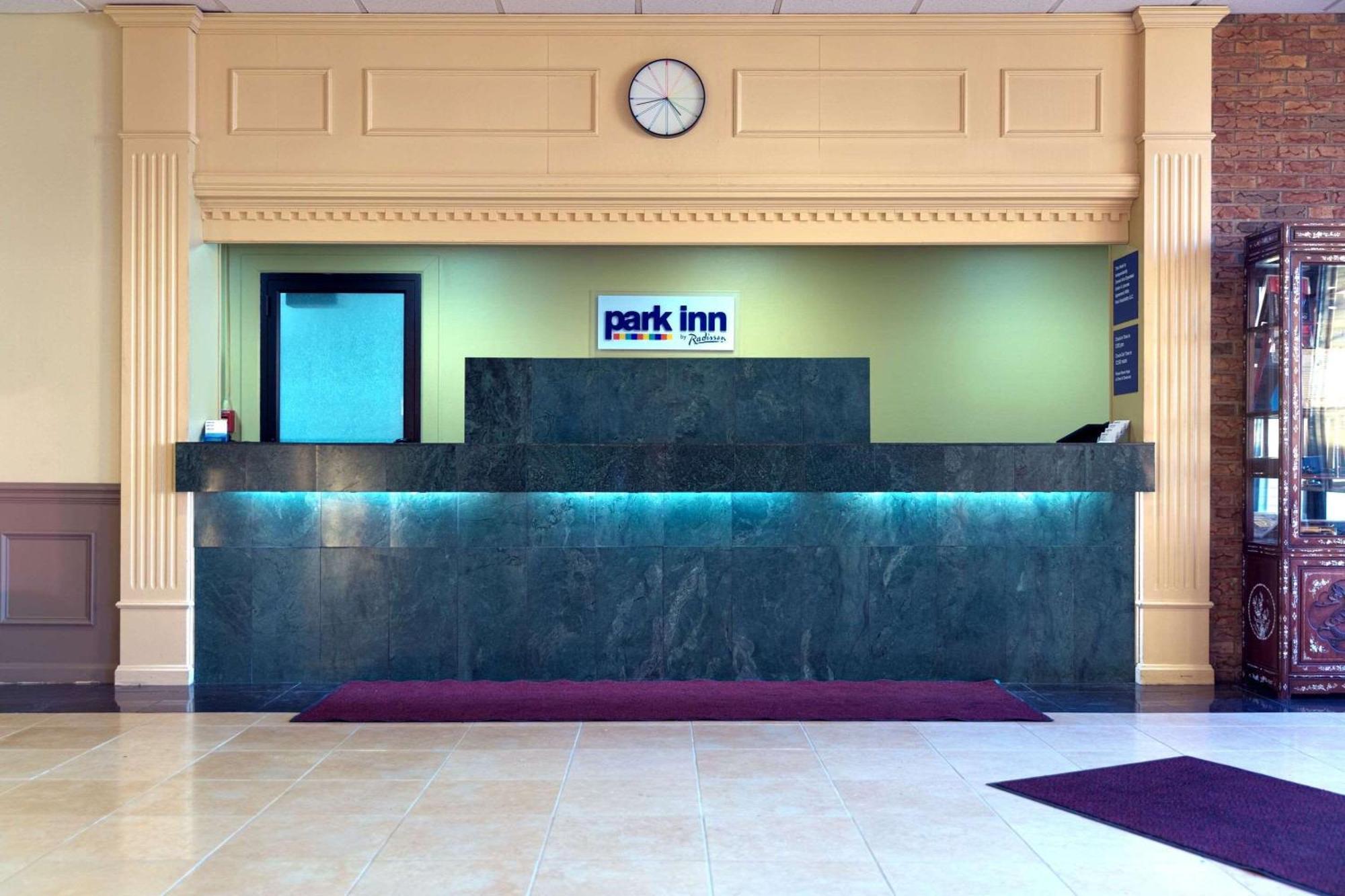 Park By Radisson Sharon 3* West Middlesex